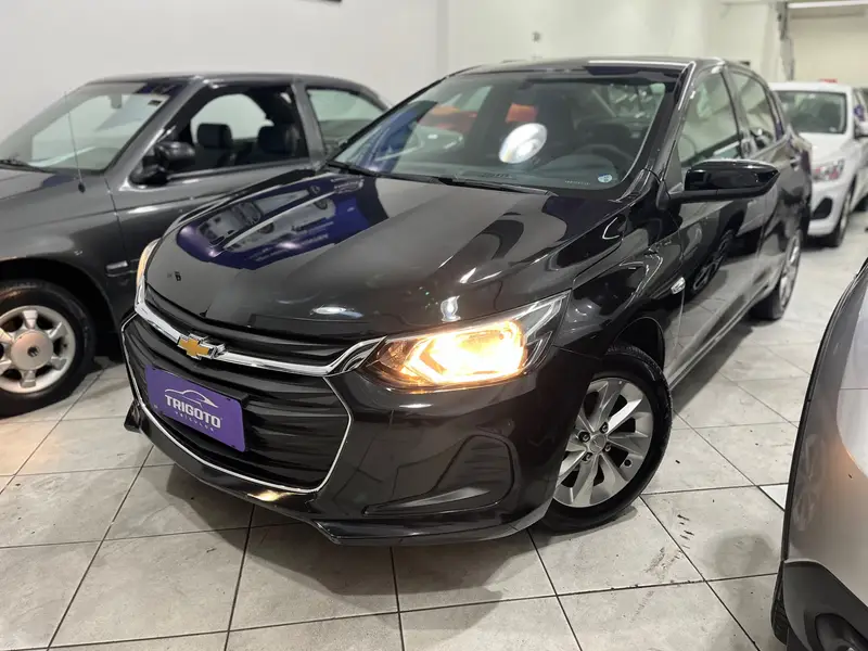 Chevrolet Onix LT 1.0