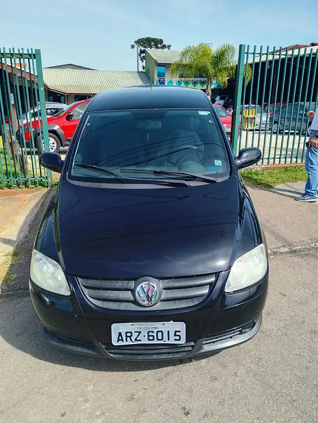 Carro Volkswagen Fox 2010 1.0 8V (Flex) 2p