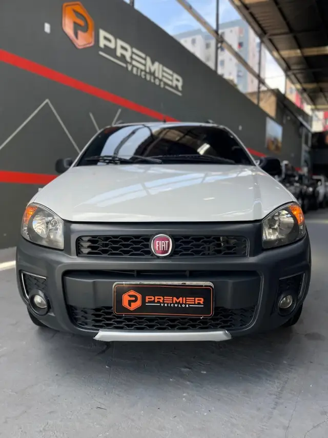 Carro Fiat Strada 2016 Working 1.4 (Flex) (Cabine Dupla)