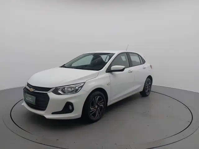 Carro Chevrolet Onix Plus 2024 LT 1.0