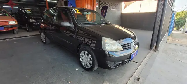 Carro Renault Clio 2012 1.0 16V (flex) 2p