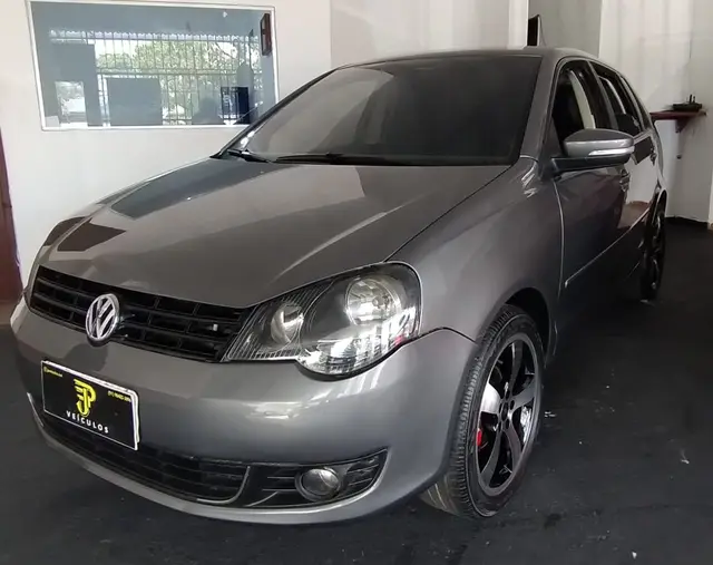 Carro Volkswagen Polo 2014 Hatch 1.6 VHT Total Flex