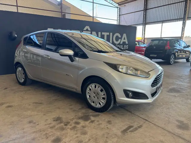 Carro Ford New Fiesta Hatch 2015 New Fiesta S 1.5 16V