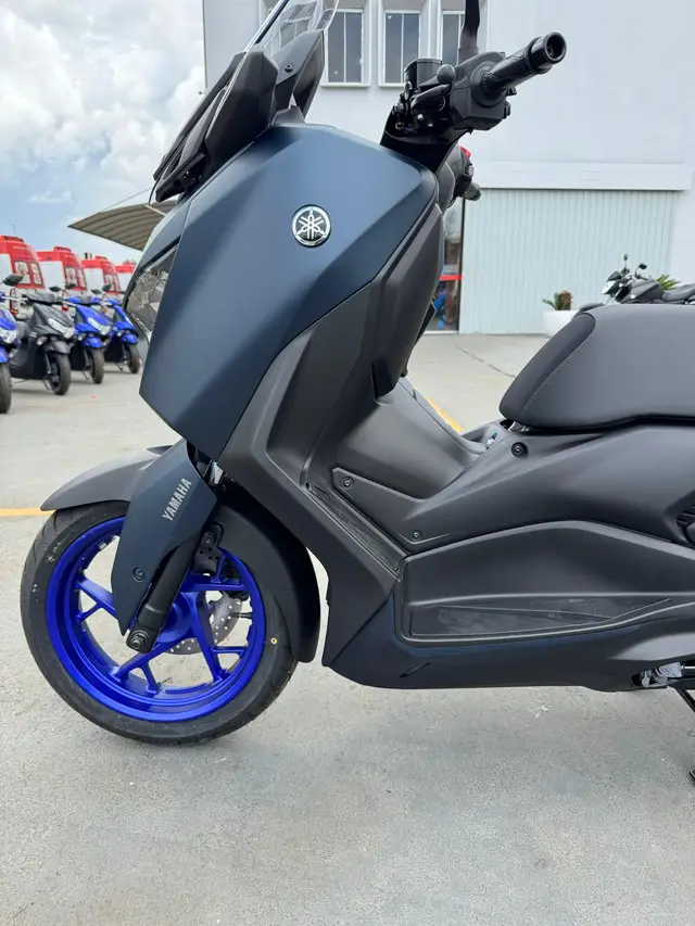 Moto Yamaha XMax 2025 250 Connected