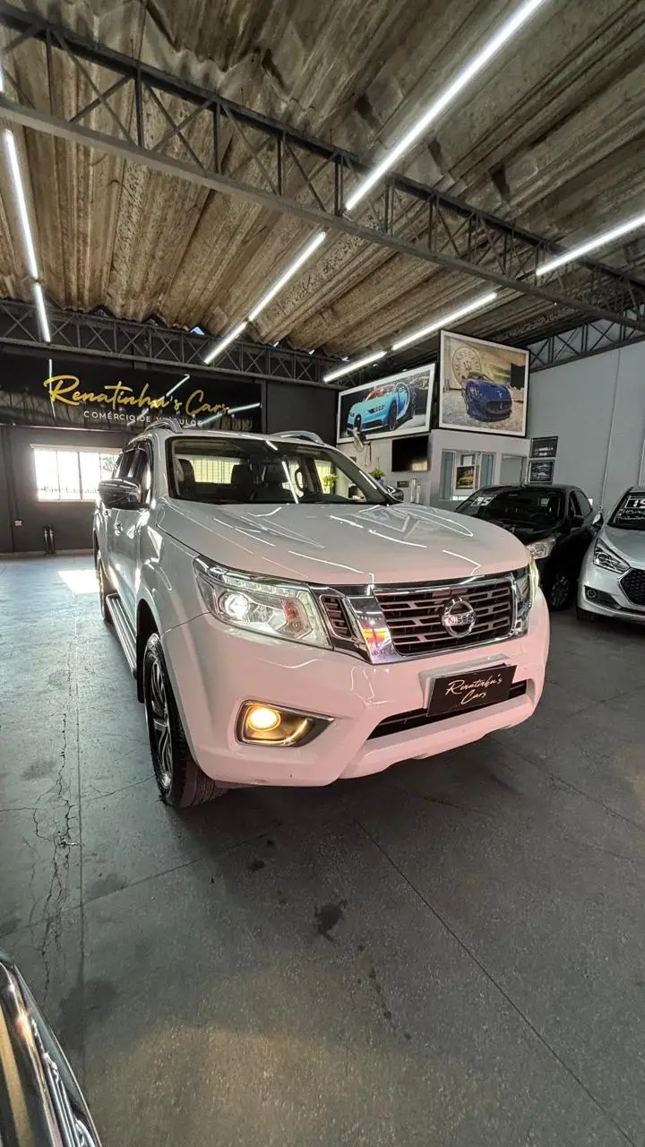 Nissan Frontier 2.3 TD CD LE 4x4 (Aut)