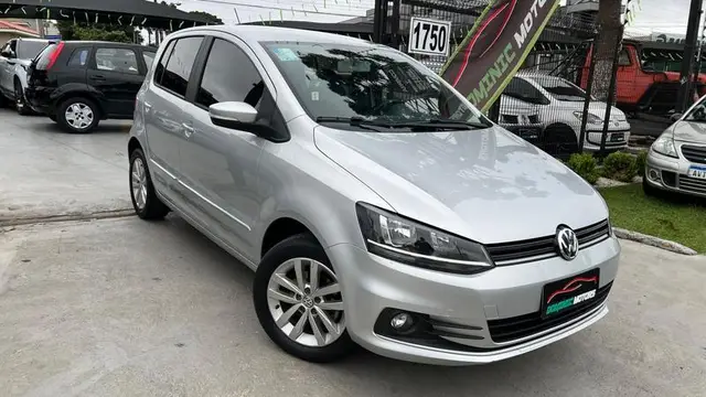 Carro Volkswagen Fox 2018 1.6 MSI Connect I-Motion (Flex)