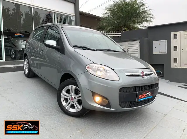 Carro Fiat Palio 2013 Attractive 1.4 8V (Flex)