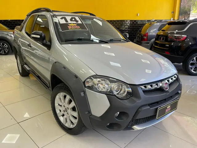 Carro Fiat Strada 2014 Adventure 1.8 16V (Flex) (Cabine Dupla)