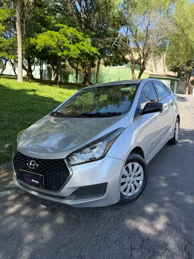 Hyundai 1.0 Unique (Flex)