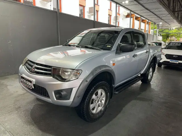 Carro Mitsubishi L200 Triton Sport 2015 3.2 Di-D 4x4 GLX