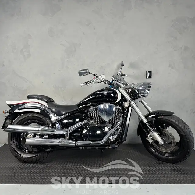 Carro Suzuki Boulevard 2011 M800