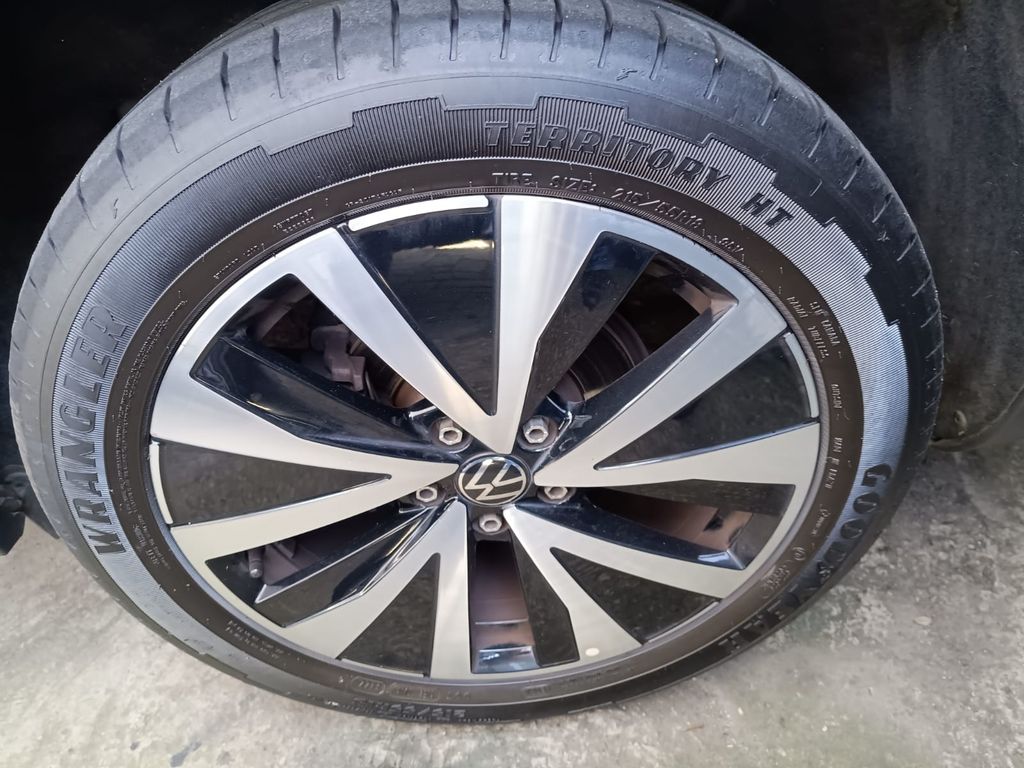 Taos Highline 1.4 TSI (Aut) (Flex)