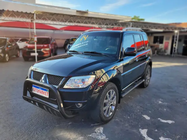 Carro Mitsubishi Pajero TR4 2014 2.0 16V 4x2 (Flex) (Aut)