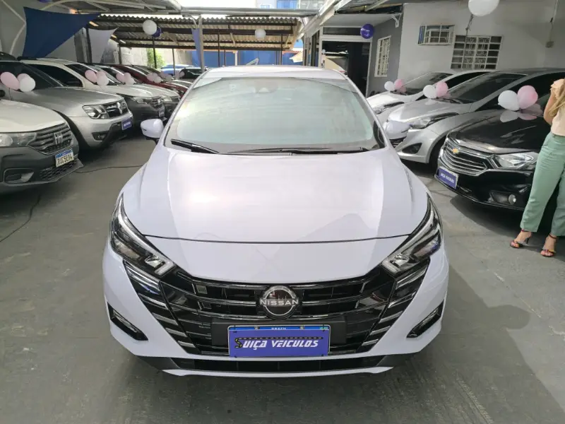 Nissan Versa Exclusive 1.6 (Flex) (Aut)