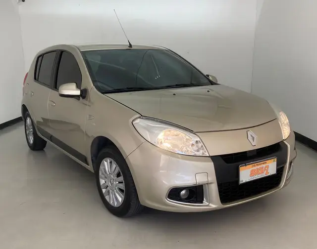 Carro Renault Sandero 2013 Privilege 1.6 16V (Flex)(aut)