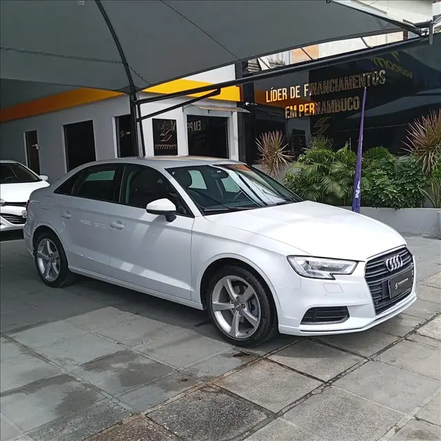 Carro Audi A3 2018 1.4 TFSI Ambiente Tiptronic (Flex)