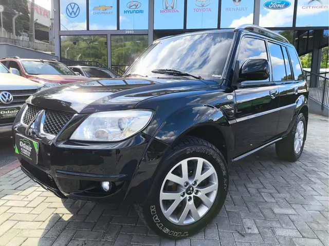 Carro Mitsubishi Pajero TR4 2013 2.0 16V 4x2 (Flex) (Aut)