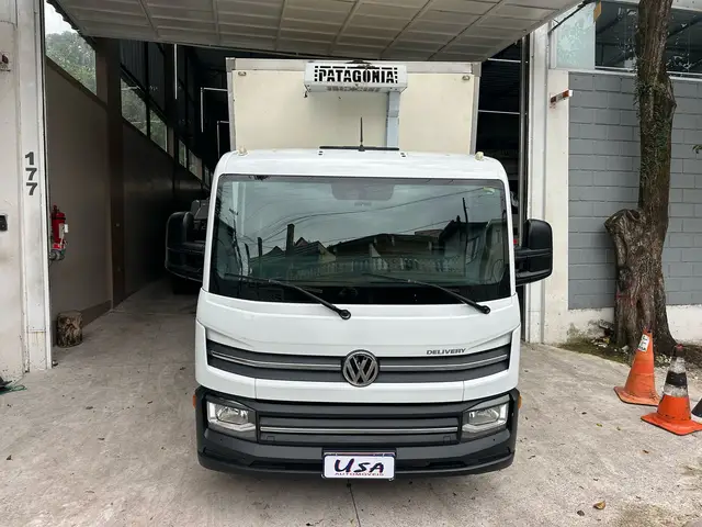 Carro Volkswagen Express 2020 DRC 4X2 2p (diesel) (E5)