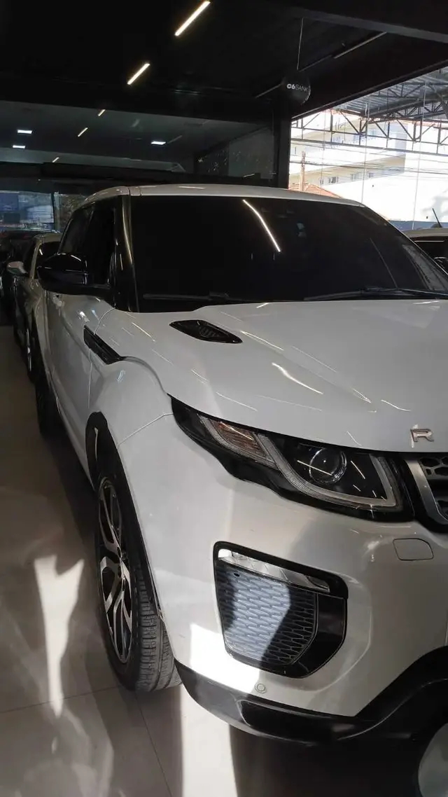Carro Land Rover Range Rover Evoque 2018 2.0 SI4 HSE Dynamic 4WD