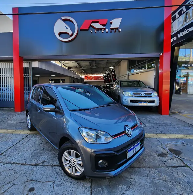 Carro Volkswagen Up! 2018 1.0 12v E-Flex move up!
