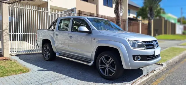 Carro Volkswagen Amarok 2015 2.0 S 4x4 TDi (Cab Dupla)