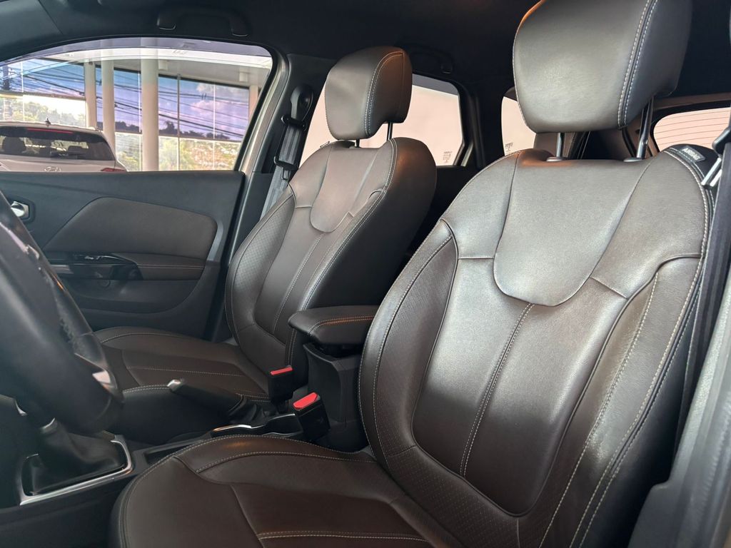 Captur Iconic 1.3 Turbo CVT