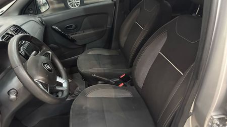 Logan Zen 1.0 12V SCe (Flex)