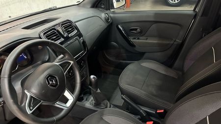 Logan Zen 1.0 12V SCe (Flex)