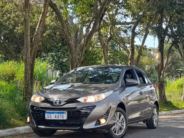 Carro Toyota Yaris 2020 1.3 XL Plus Tech CVT (Flex)