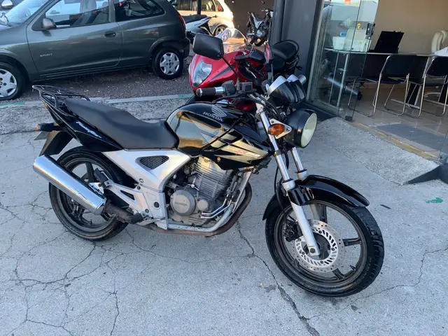 Carro Honda CBX 250 2006 Twister