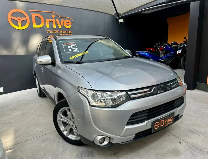 Mitsubishi Outlander 2.0 16V PHEV CVT 4WD
