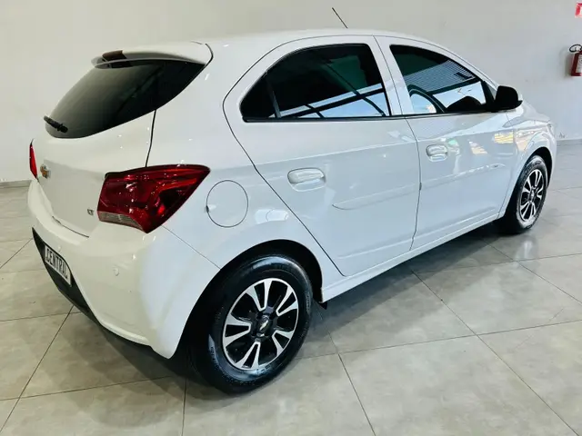 Carro Chevrolet Onix 2018 1.0 LT SPE/4