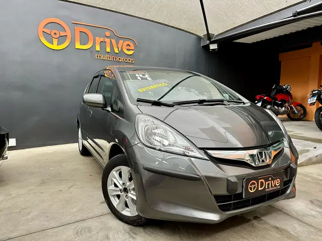 Carro Honda Fit 2014 LX 1.4 (flex)