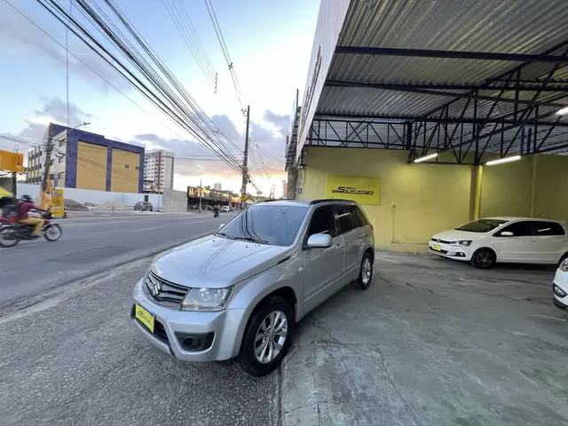 Carro Suzuki Grand Vitara 2013 2.0 16V 2WD
