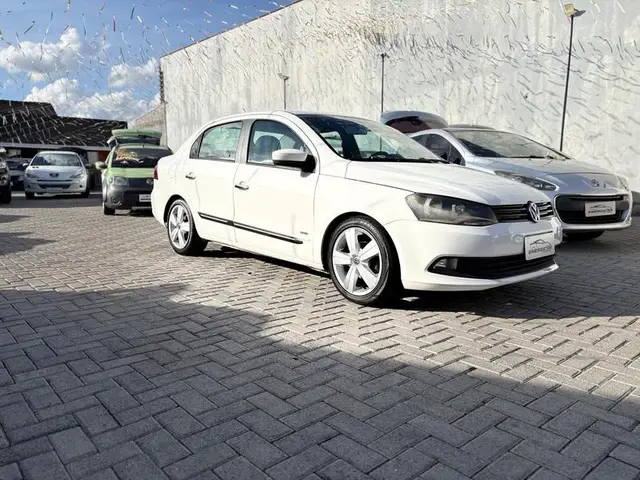 Carro Volkswagen Voyage 2013 (G6) 1.6 VHT Total Flex