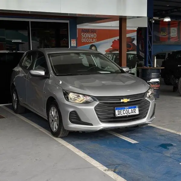 Carro Chevrolet Onix Plus 2022 1.0 LT (Flex)
