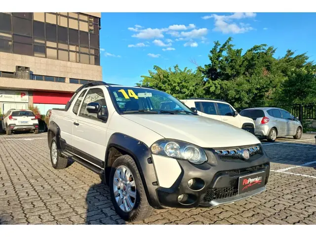 Carro Fiat Strada 2014 Adventure 1.8 16V (Flex) (Cabine Estendida)