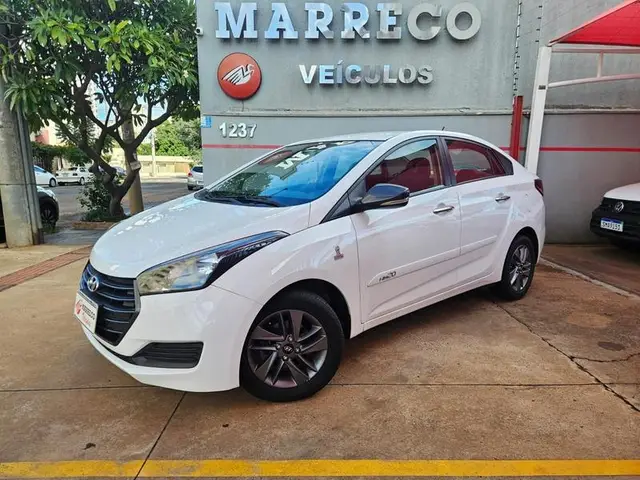 Carro Hyundai HB20S 2019 1.0 Comfort Plus (Flex)