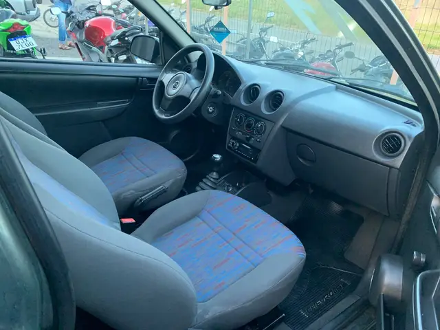 Carro Chevrolet Celta 2011 Spirit 1.0 VHCE (Flex) 2p