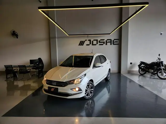 Carro Fiat Cronos 2023 Drive 1.3 (Flex) AT