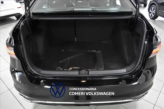Carro Volkswagen Virtus 2025 Highline 1.0 200 TSI