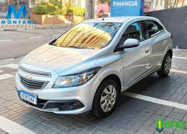 Carro Chevrolet Onix 2015 1.4 Effect SPE/4