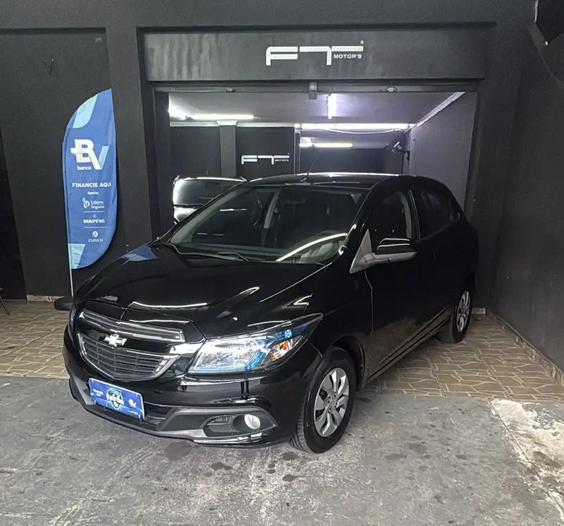 Chevrolet Onix 1.0 LT SPE/4