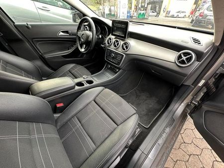 GLA 200 GLA 200 1.6 Advance
