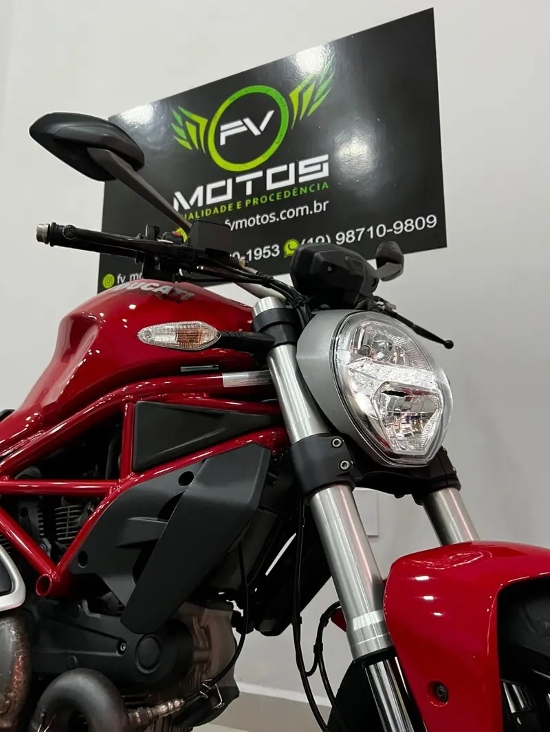Ducati Monster 797