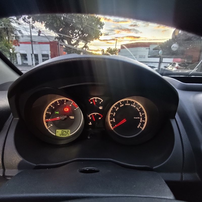 Ford Fiesta Sedan