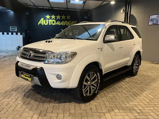 Carro Toyota Hilux SW4 2011 SRV 4x4 3.0 Turbo
