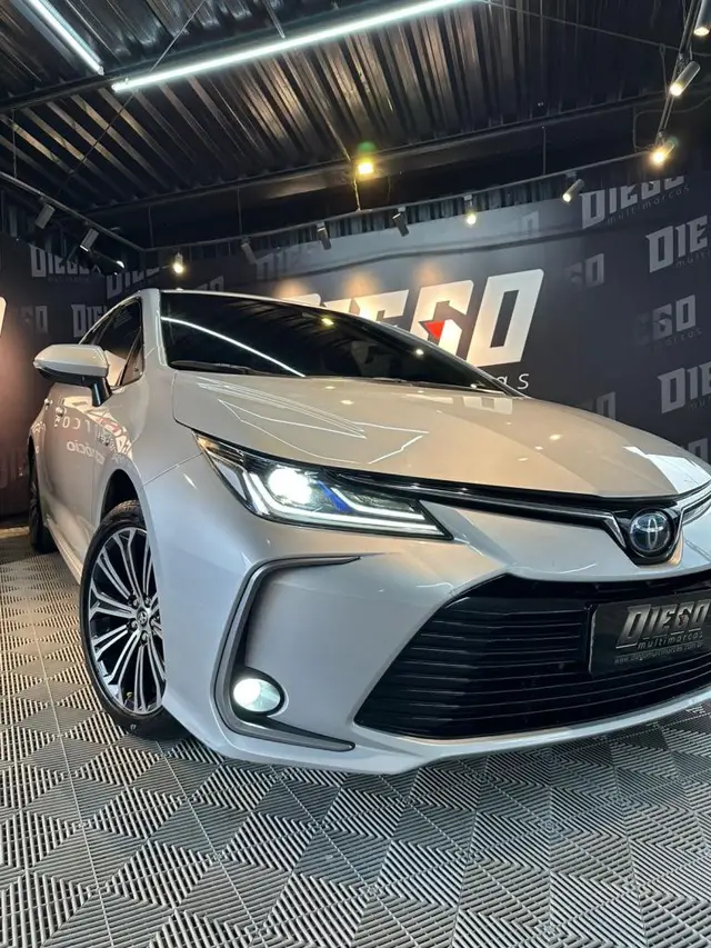Carro Toyota Corolla 2020 1.8  HYBRID FLEX ALTIS PREMIUM CVT