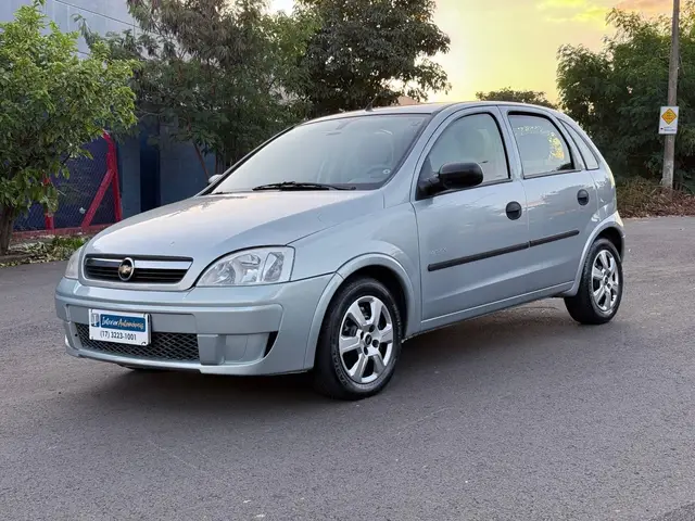 Carro Chevrolet Corsa Hatch 2010 Maxx 1.4 (Flex)