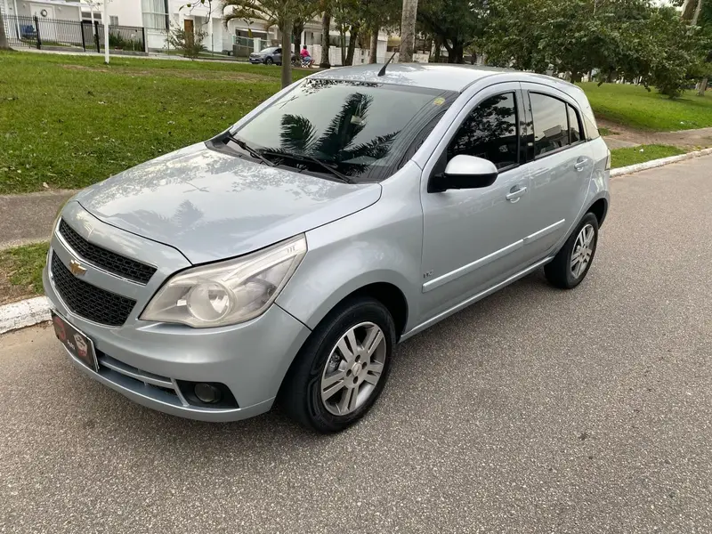 Chevrolet Agile LTZ 1.4 8V (Flex)